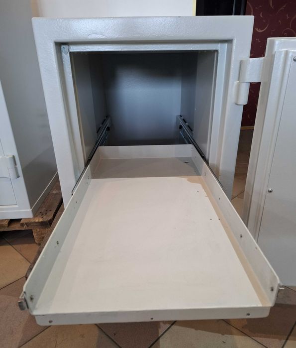 Sejf Szybas, I klasa odporności na włamanie, 200 kg