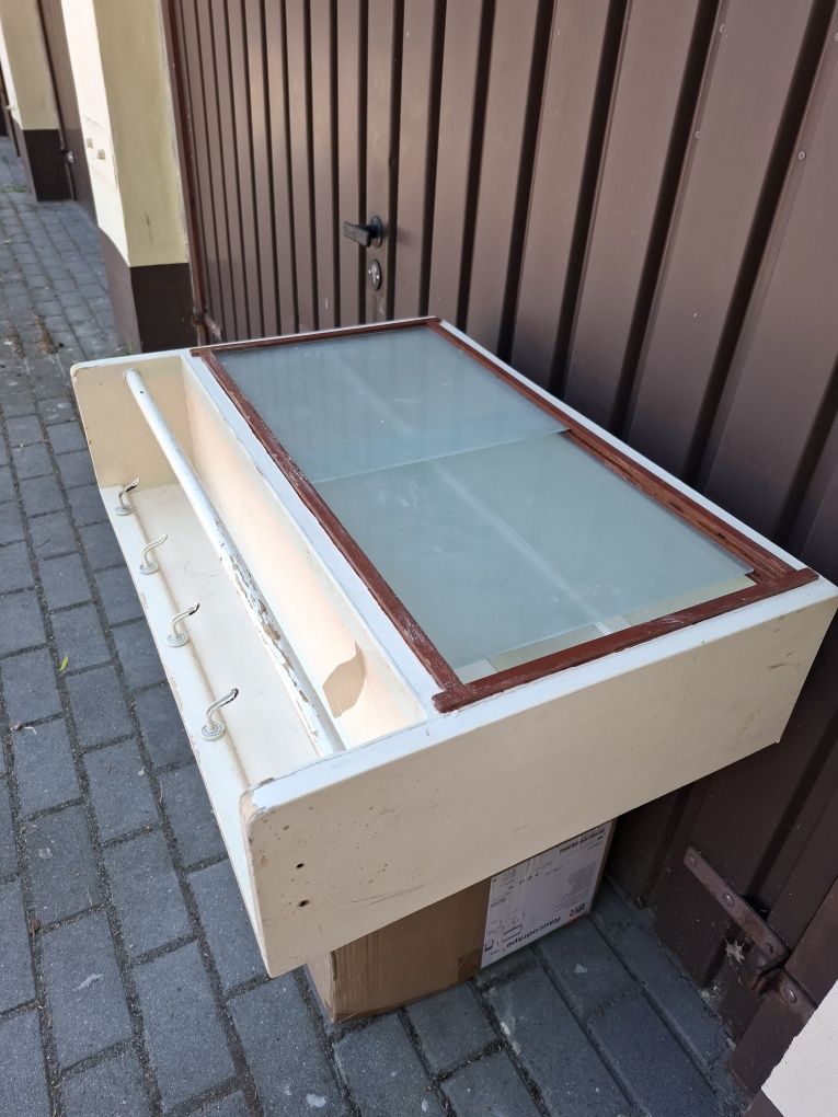 Szafka łazienkowa wisząca prl