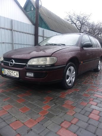 Opel omega B 1995год