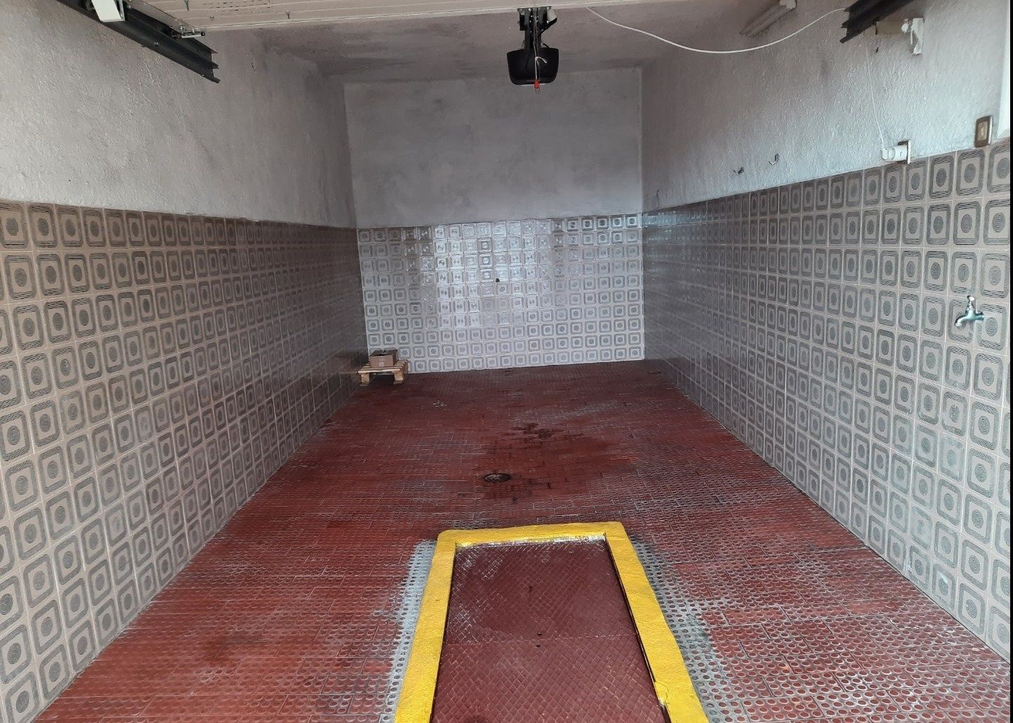 Garagem direta Rua.