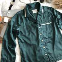 Розкішна атласна блузка смарагдового кольору нова