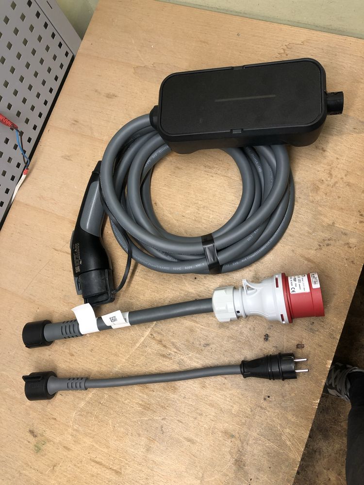 Переробка зарядки BMW i4 iX1 548BA82-01 8490510-03 Америка на європу