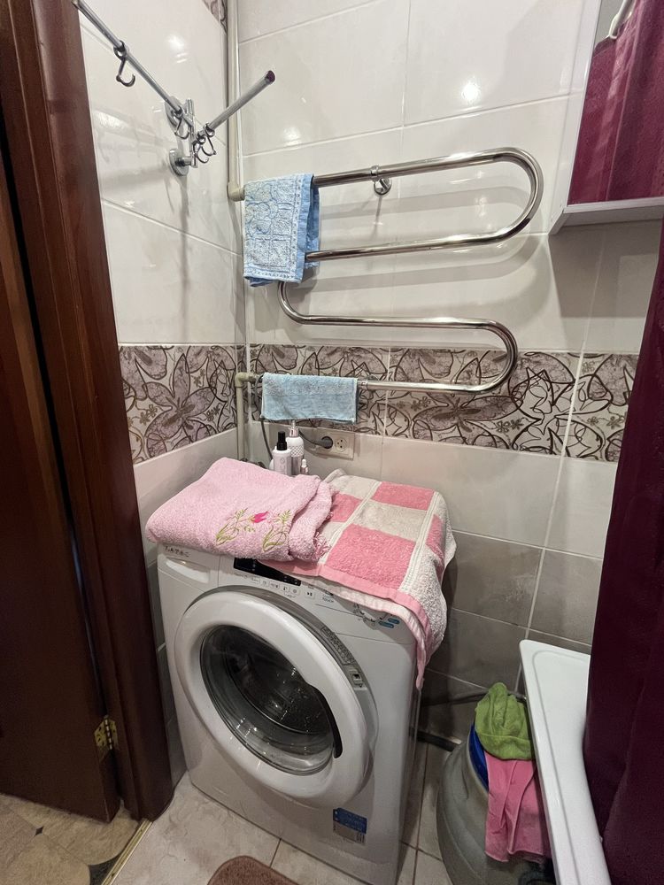 Продам велику, 4к квартиру 85м2, Шахтарське
