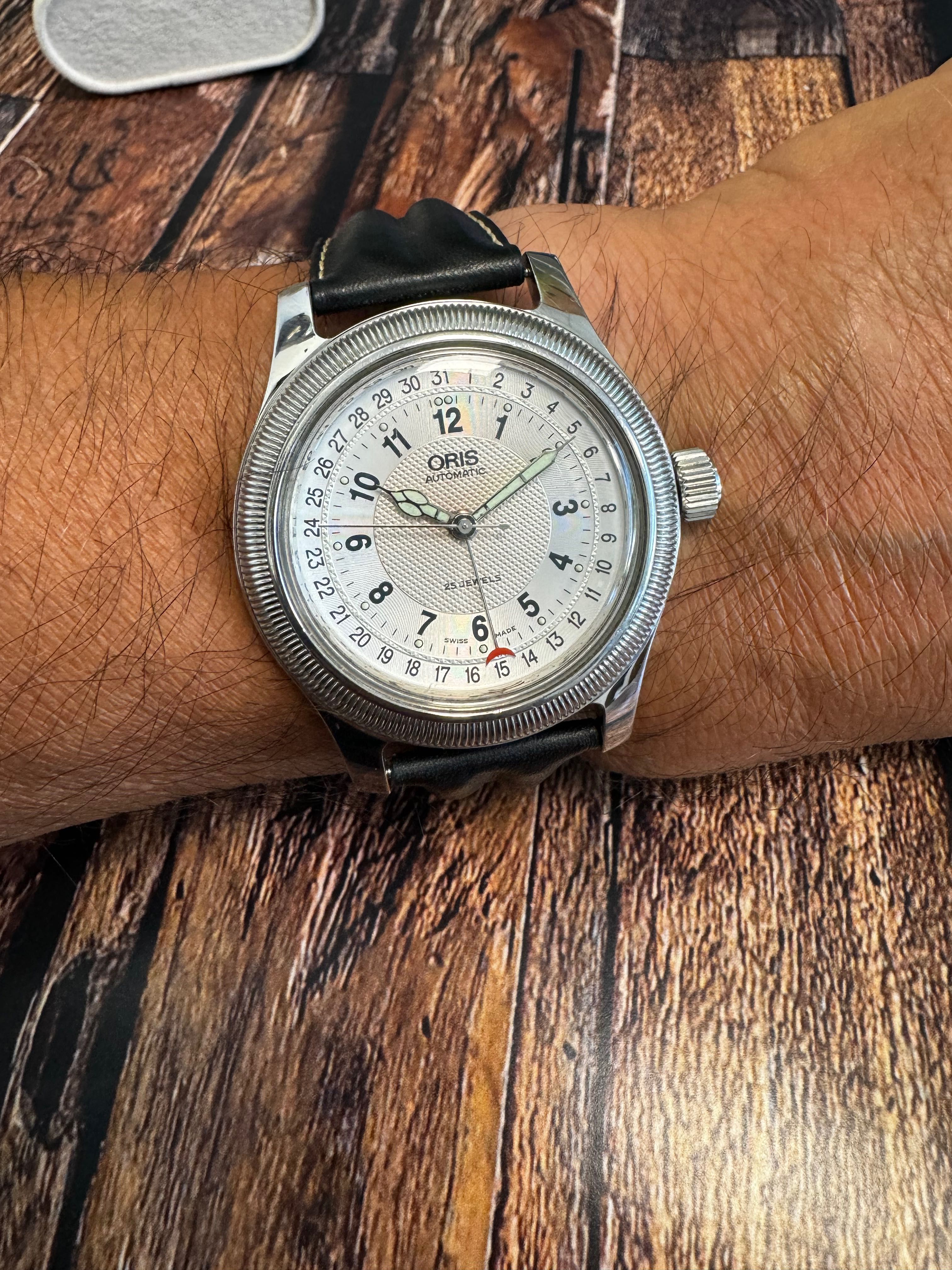Oris  Big Crown Pointer date 654