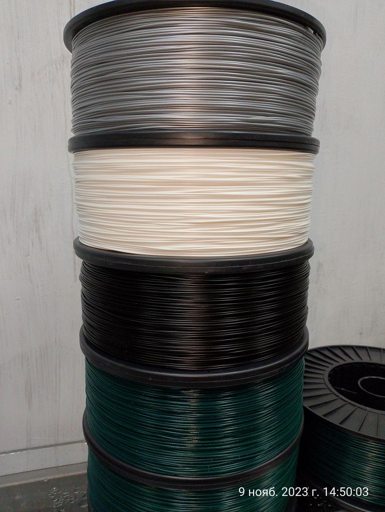 PLA 1.75mm Pochatok filament