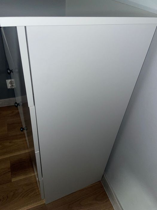 Komoda biała 4 szuflady