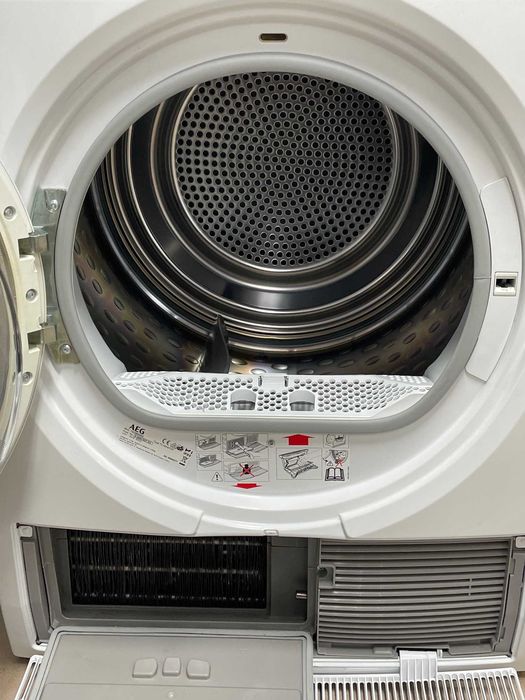 Suszarka AEG 8000 Series 8kg Pompa Ciepła 60cm GW