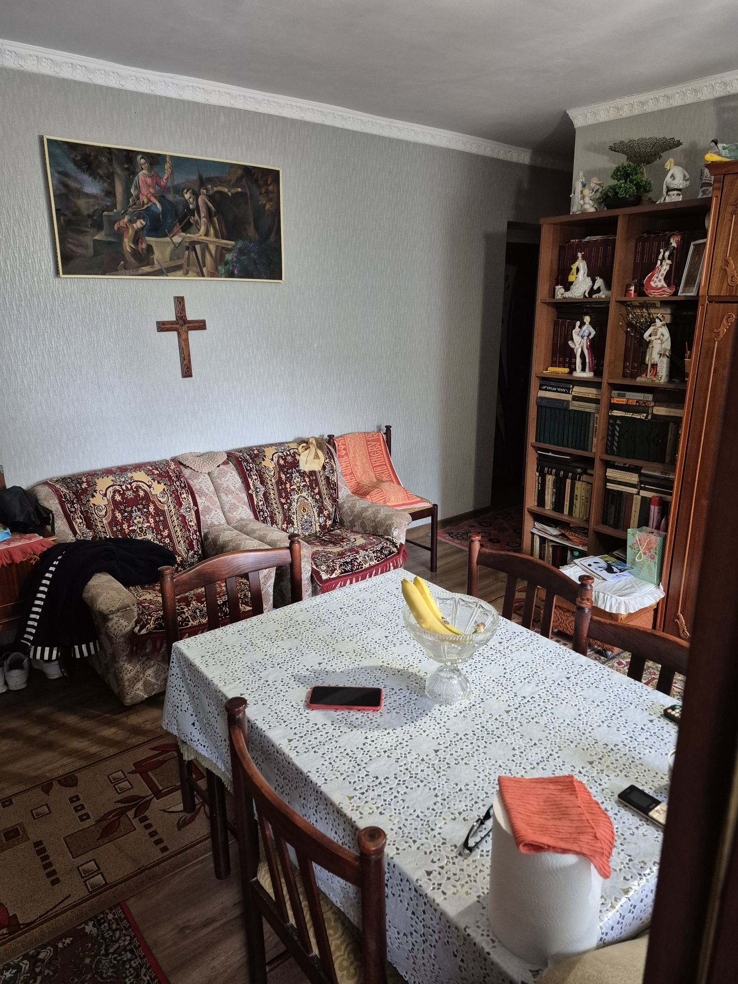Продаж трьох кімнатної квартири.