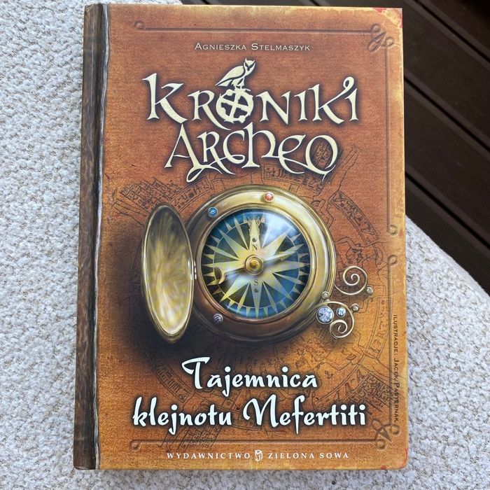 książka Kroniki Archeo Tajemnica klejnotu Nefertiti - Agnieszka Stelma
