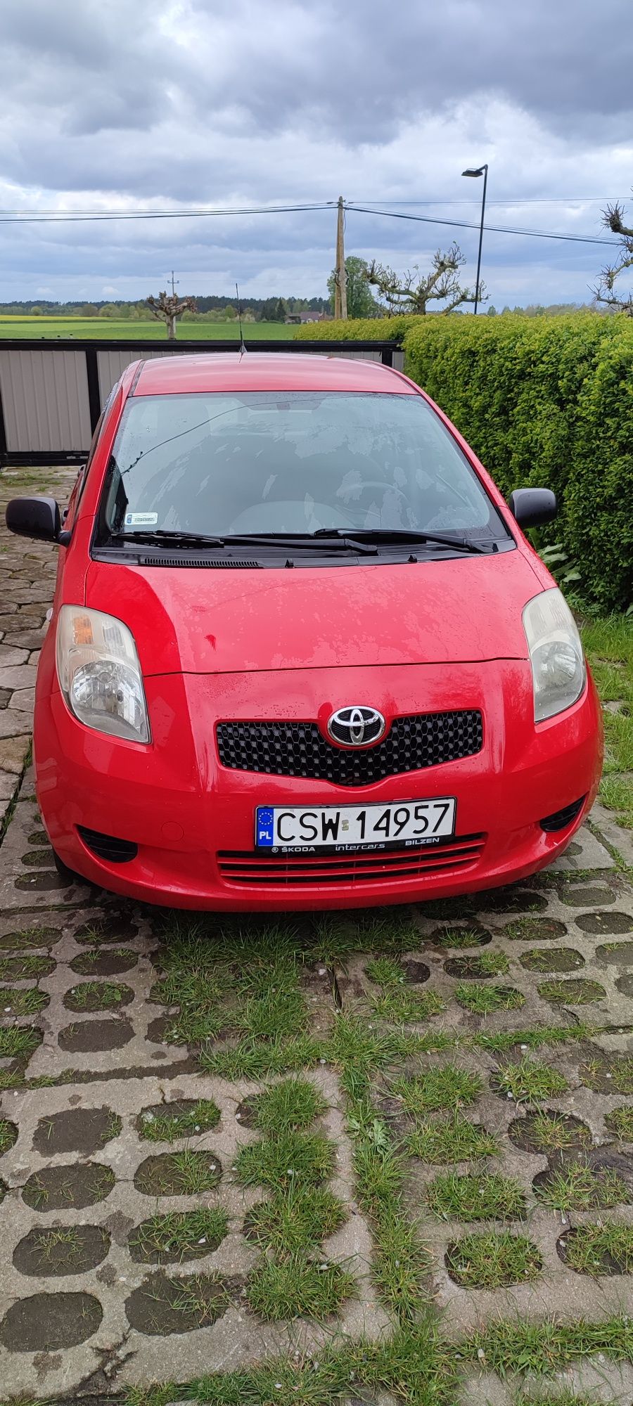 Toyota Yaris 1,0 benzyna