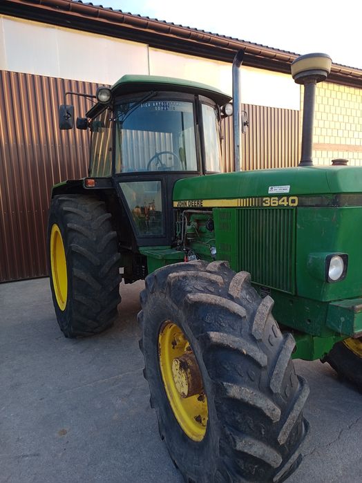 Ciągnik John Deere 3640