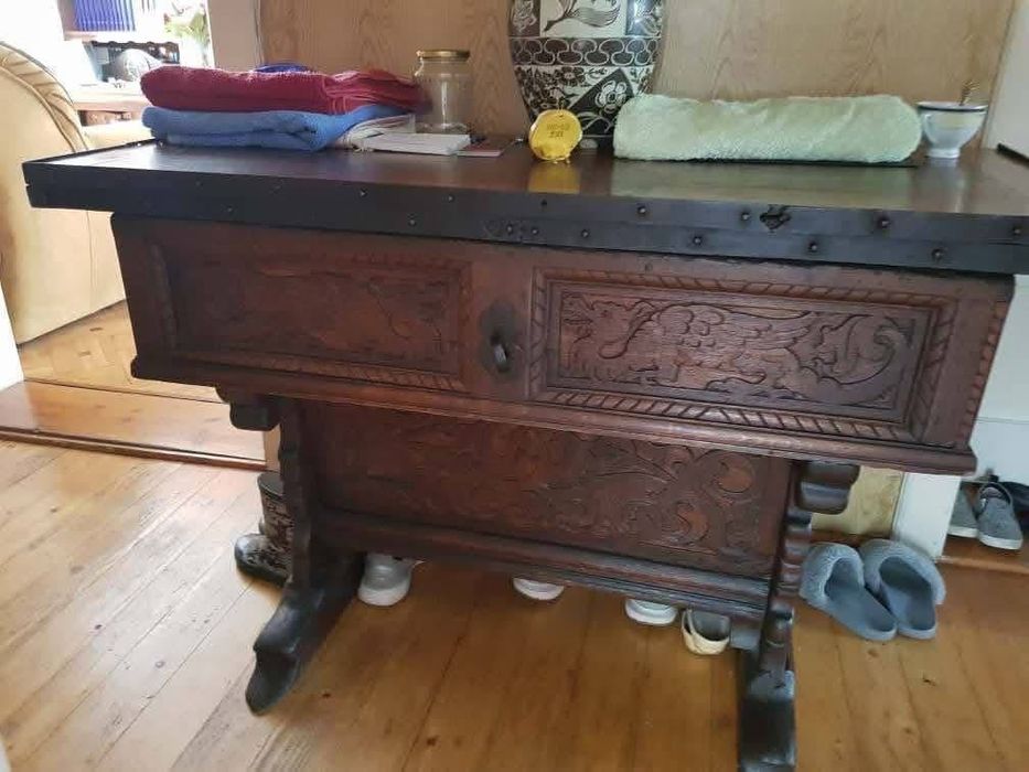 Meble antyczne biurko