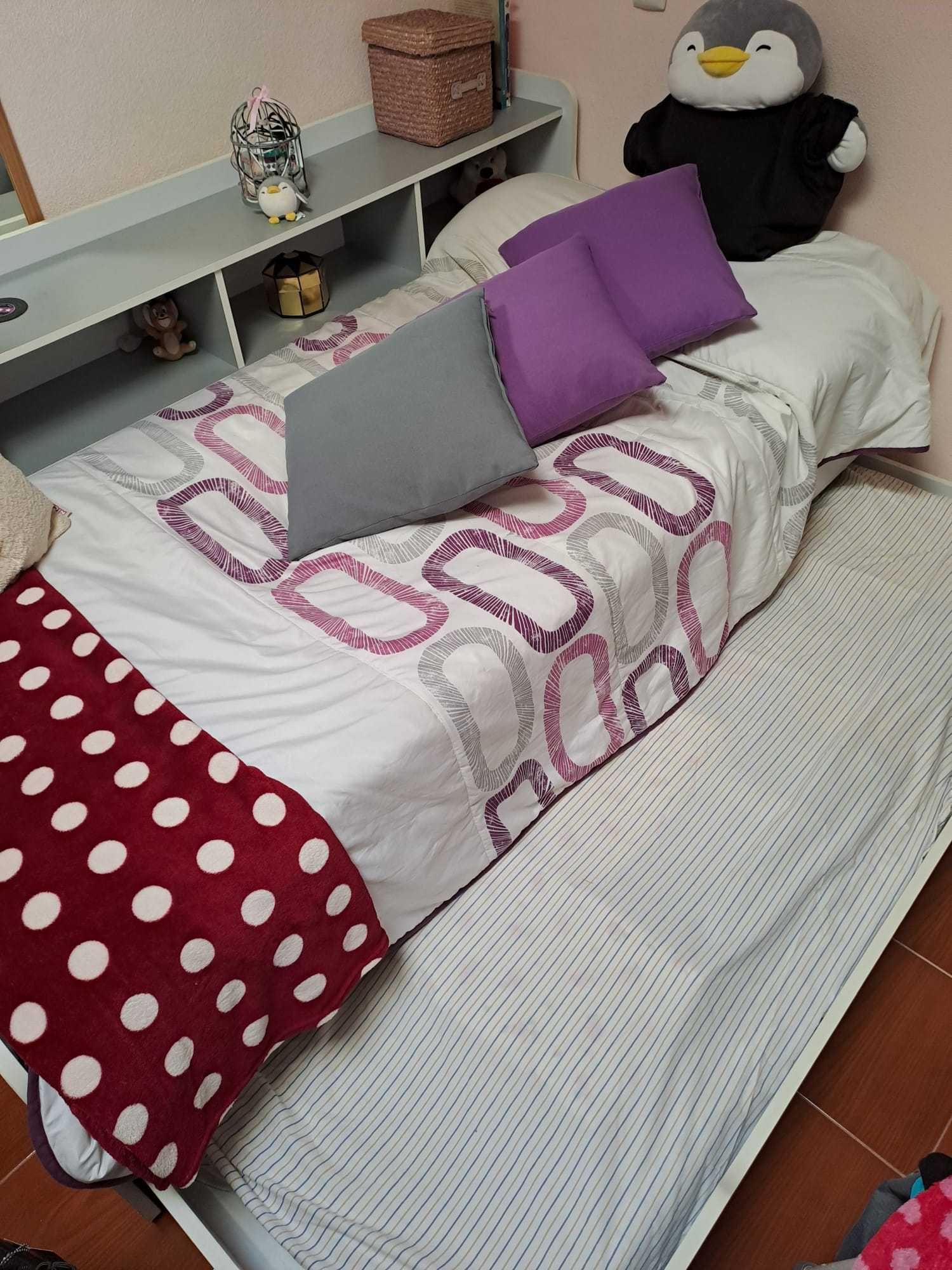 Cama de solteiro dupla com arrumação e prateleiras! 90x200