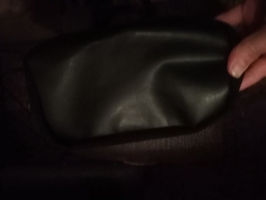 Чорна маленька сумочка