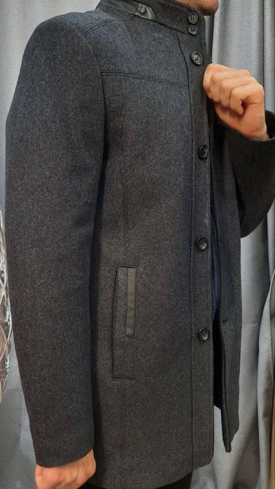 Пальто чоловіче зимове 48 розмір