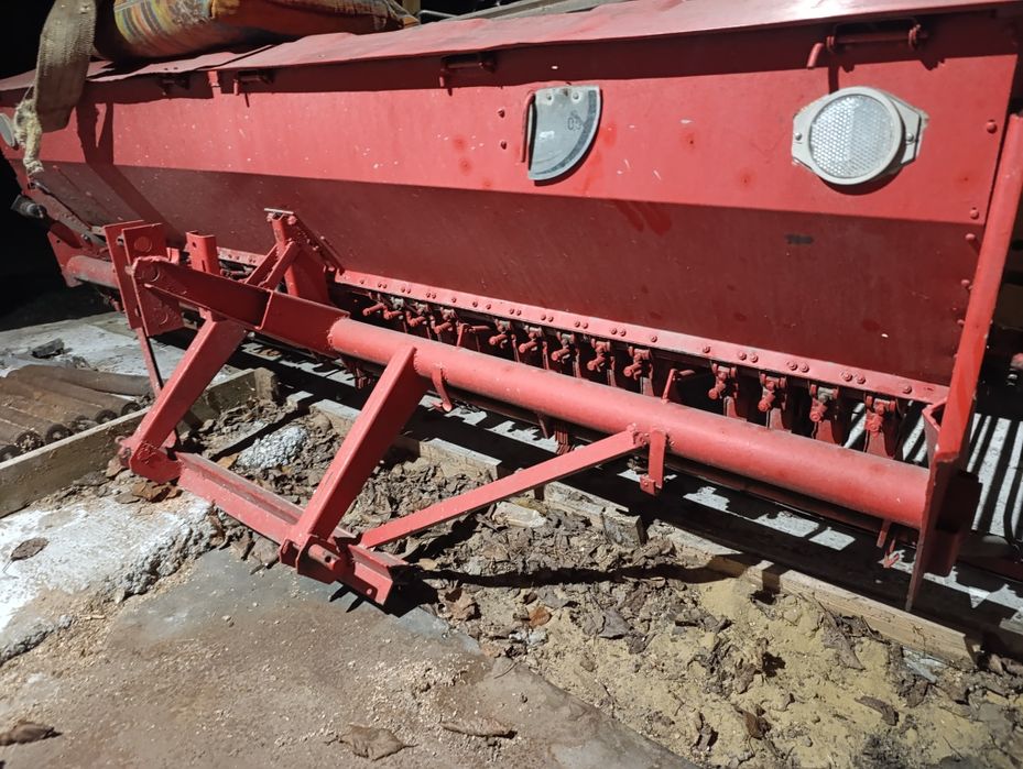 Siewnik do poplonów, poplonu 3m do brony talerzowej