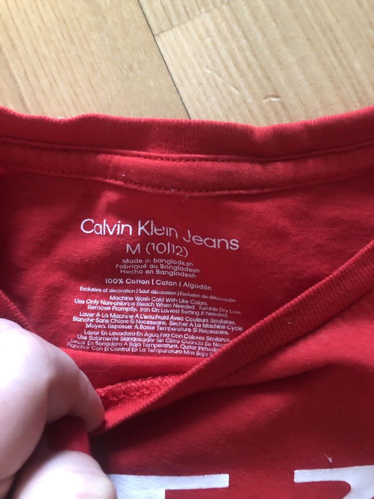 Calvin Klein , rozmiar 140-146, czerwona