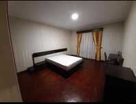 Quarto Mobilado com W.c Privado