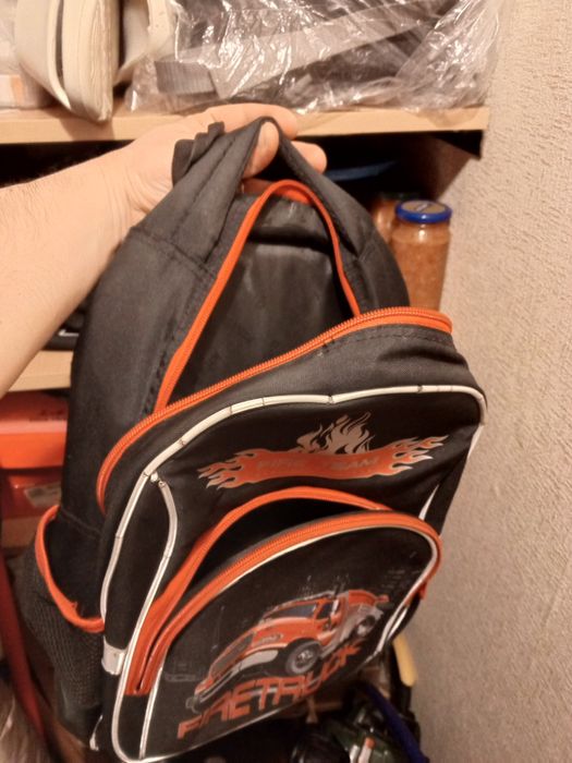 Рюкзак шкільний для хлопчика