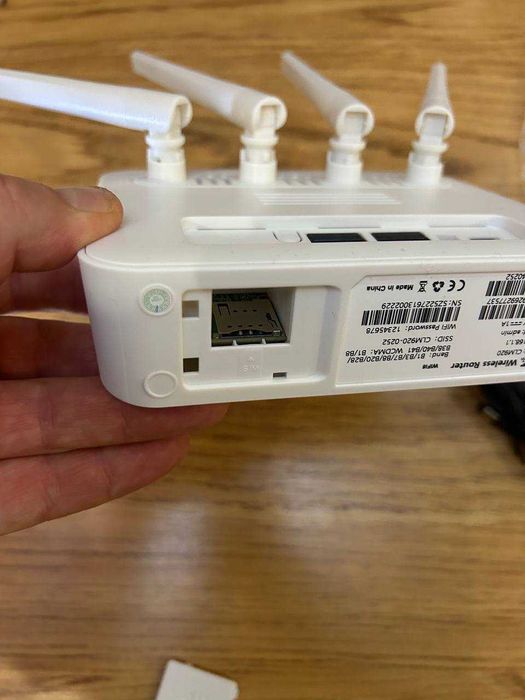 Роутер 4G LTE маршрутизатор  Wifi6 мобільний інтернет під sim 2 Lan