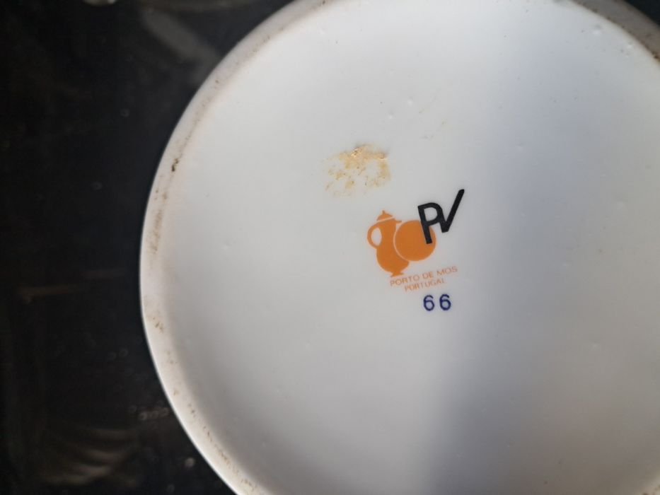 Pote porcelana ouro lay