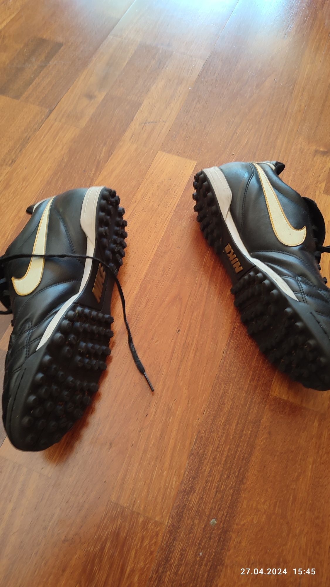 Buty sportowe korki Nike męskie