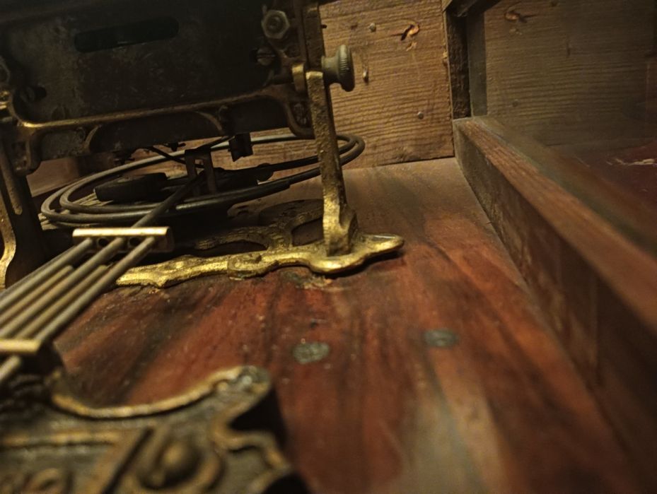 Sprzedam zegar wiszący sprawny