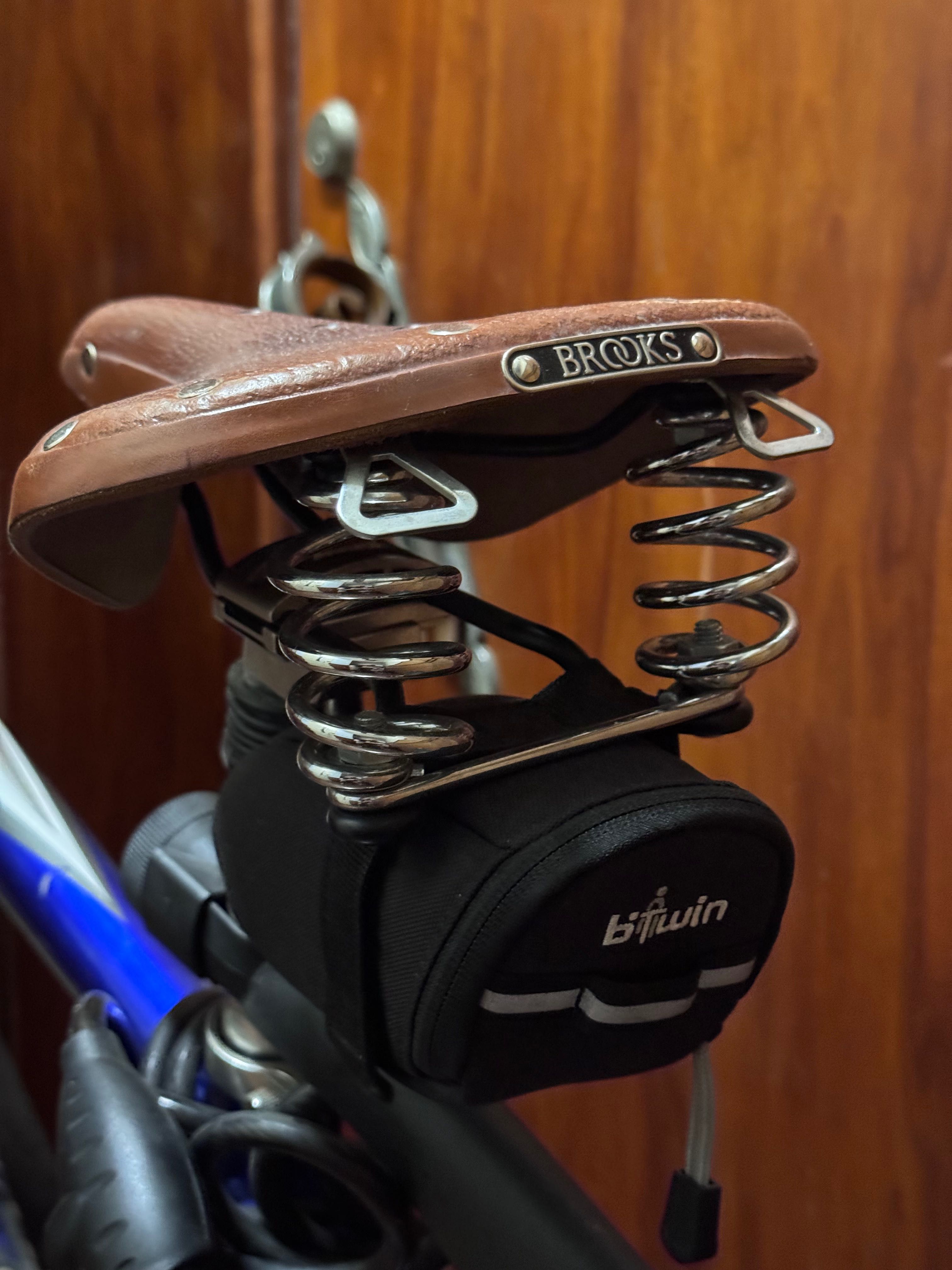 Bicicleta Specialized Expedition com muitos extras