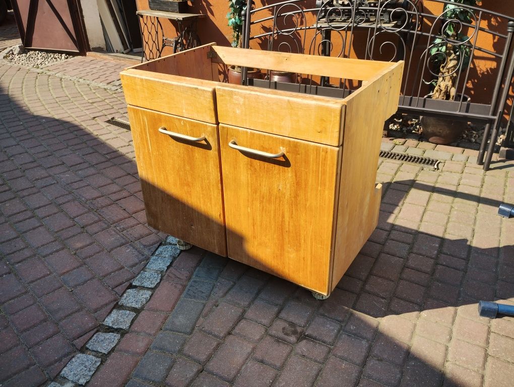 Szafka pod zlewozmywak z litego drewna