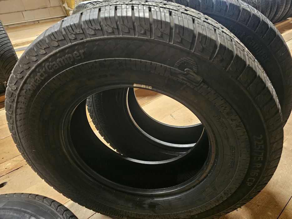 225/75R16CP Continental Van Contact Cargovan Lato