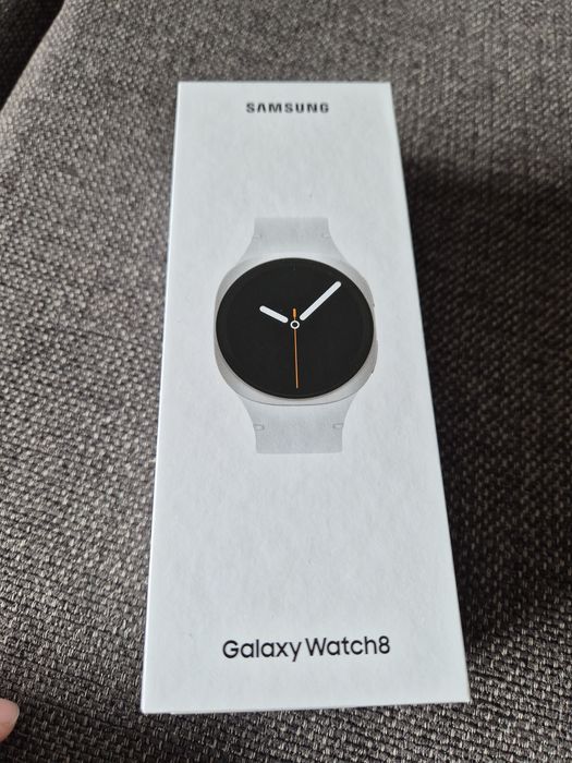 Galaxy Watch 8 Silver white