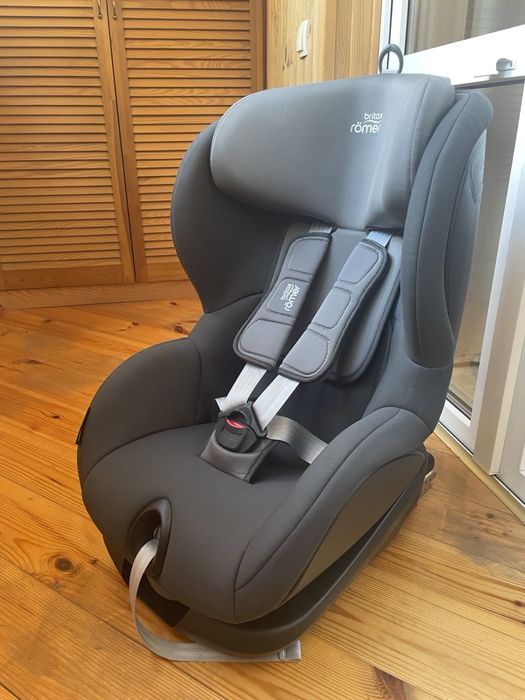 Автокрісло Britax-Romer TriFix2 i-Size Storm Grey