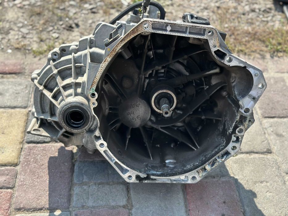 МКПП Renault Scenic 3 Коробка передач 1.6 dci r9m402 150тис пробег