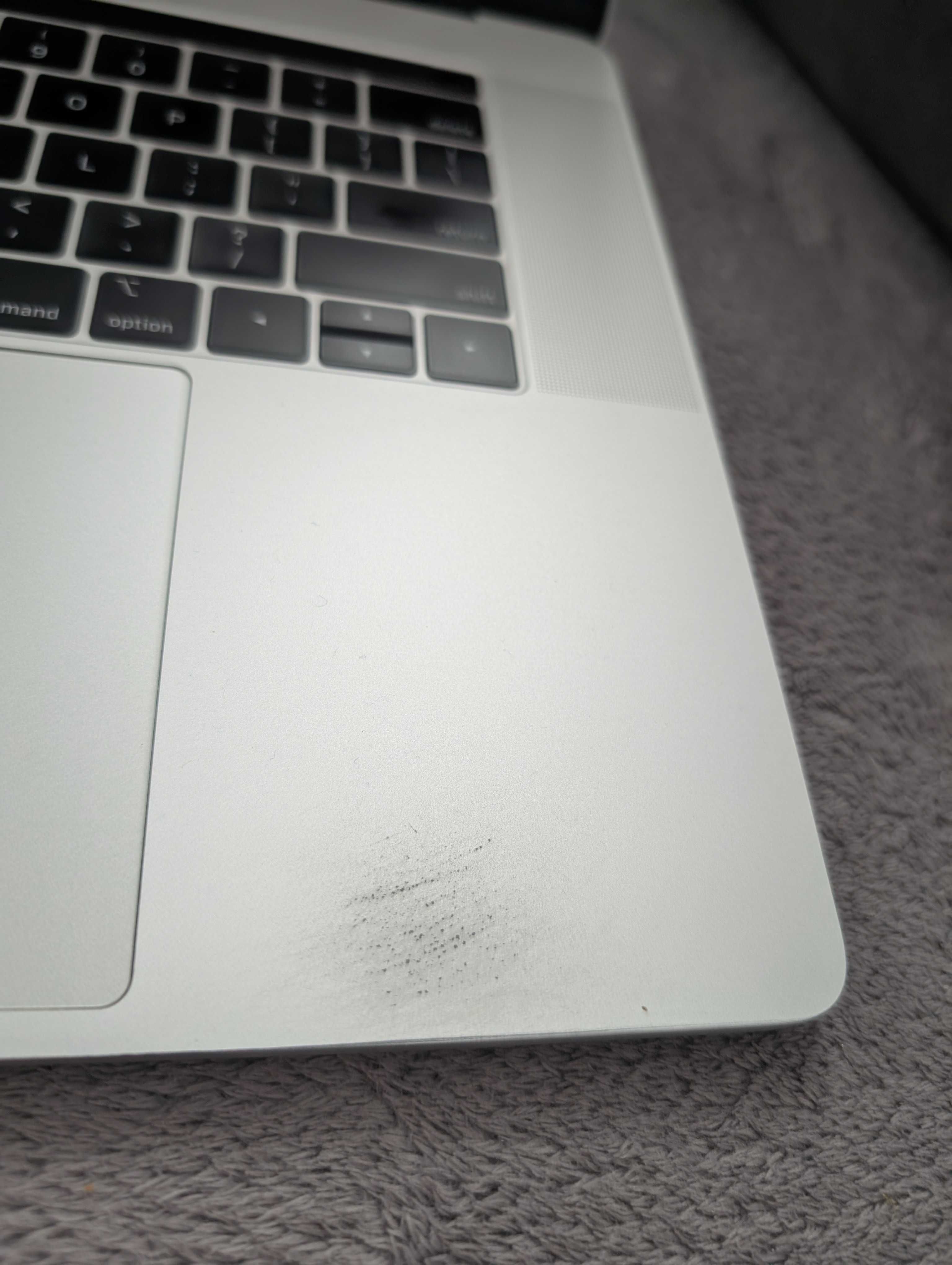 Apple MacBook Pro 15" 2018/19 A1990 i7-8750H 16 GB 256 SSD Ноутбук ПК