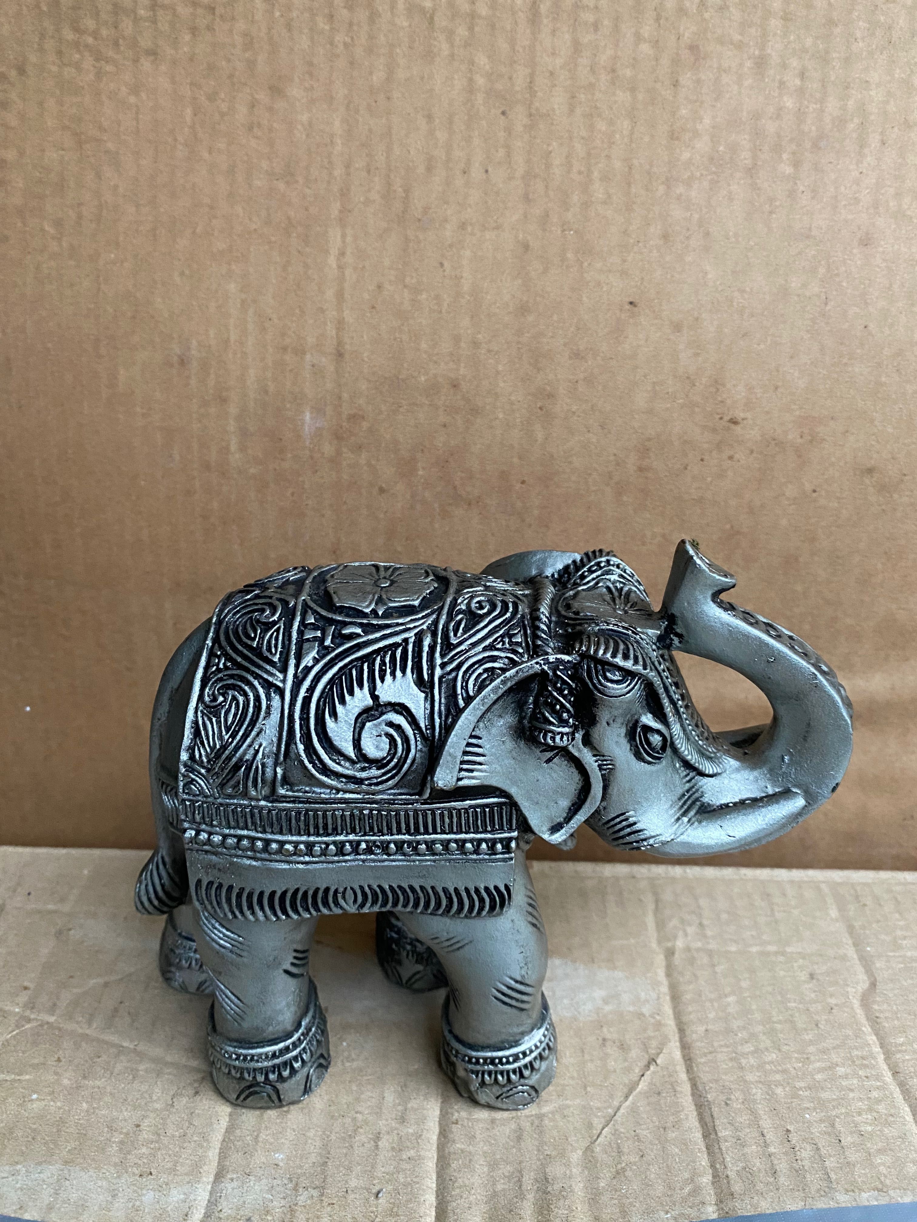 Elefantes para decoração