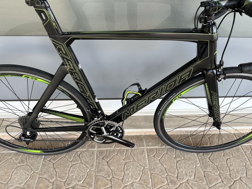Bicicleta de estrada Merida Reacto em carbono
