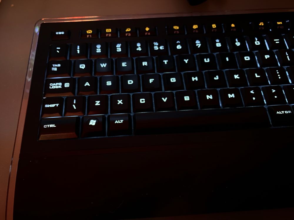 Teclado Iluminado Logitech