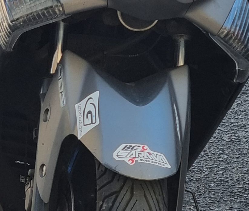 Vendo vidro / para lamas nmax 2020 original negociável