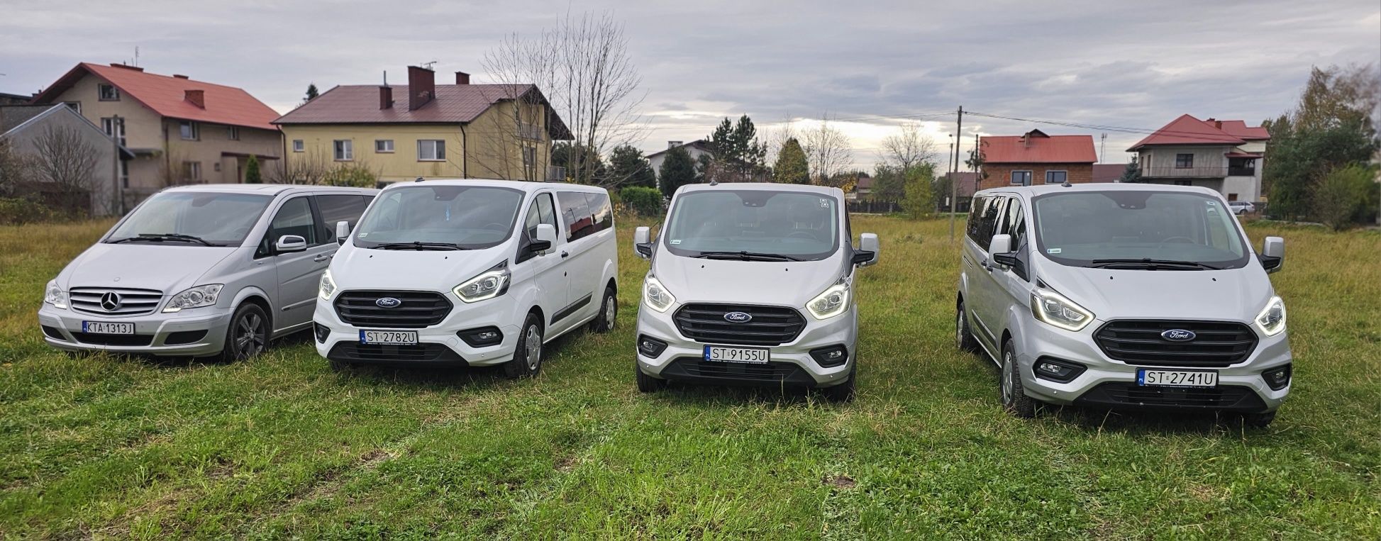 Wypożyczalnia Wynajem Samochodów bus 9 osobowy Ford Custom 2022