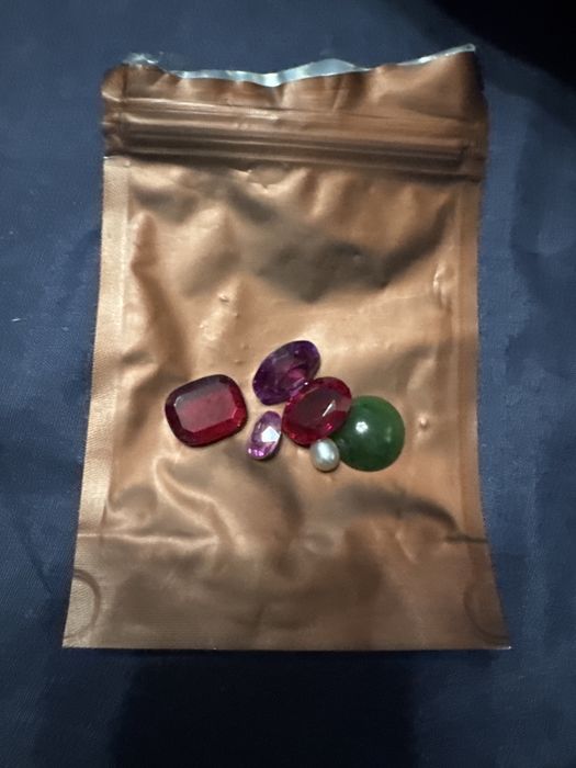 Камни из золотых изделий ссср