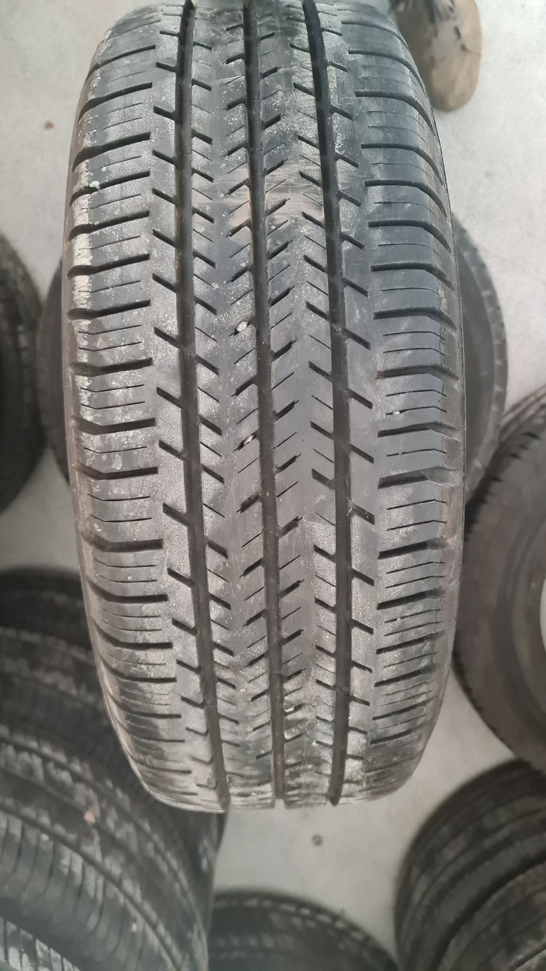 Шини літо Michelin 215×65r15c 2шт 16рік