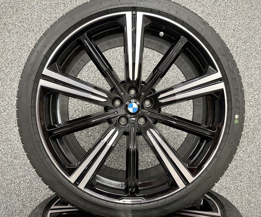 Nowe oryginalne koła letnie alufelgi 22 BMW X5 G05 X6 G06 749M