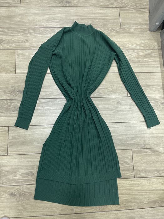 Плаття в рубчик