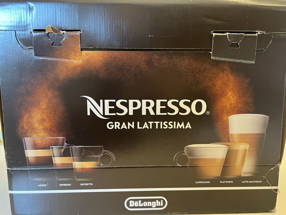 Maquina café nespresso Gran Latissima delonghi em perfeitas condições