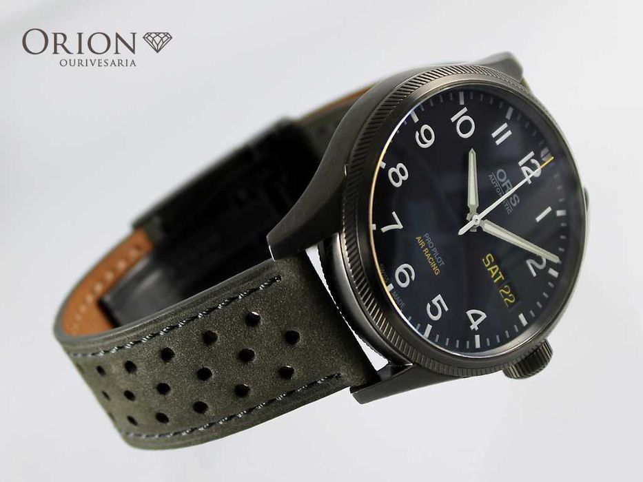 Oris Big Crown ProPilot Day Date Air Racing Edition VI // Full Set