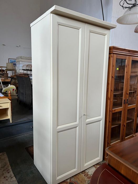 Solidna szafa 2 - drzwiowa