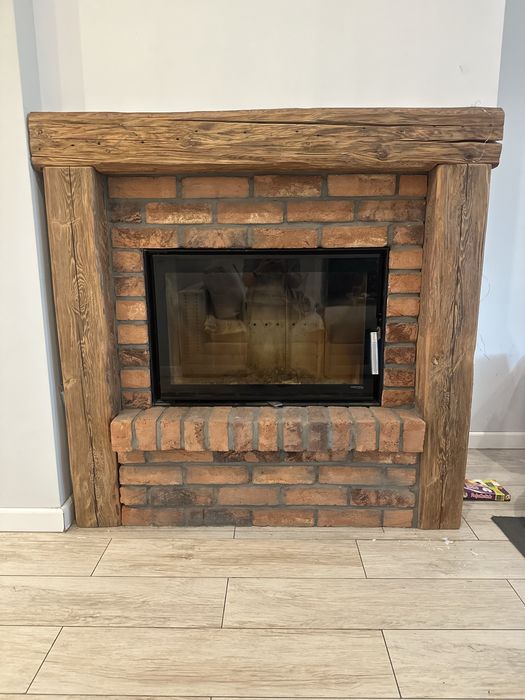 Obudowa kominka - piekna stara belka