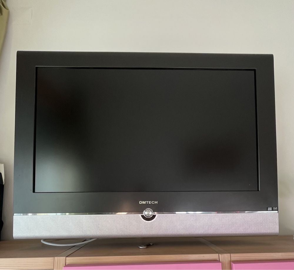 TV DMTECH 32” polegadas com leitor de DVD