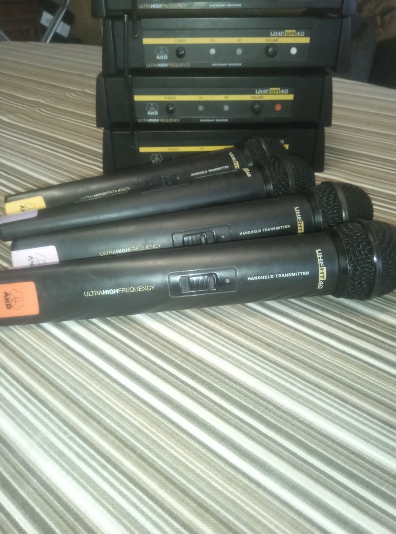 Радіо мікрофони AKG uhfSR40