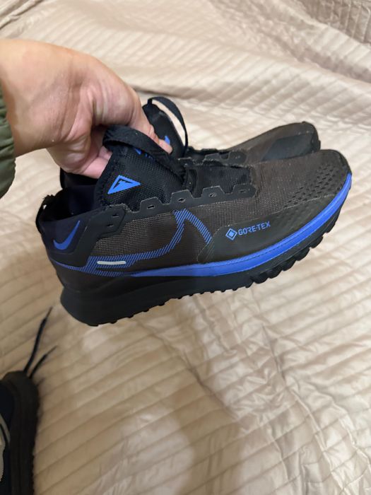 Кросівки Nike Cortex. Водонепроникні. Ідеальні для тренувань чи бігу.